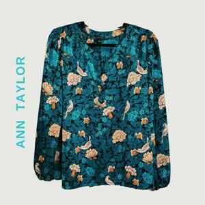 🌸 Ann Taylor Floral Bird Print Blouse – Size XL 🌸